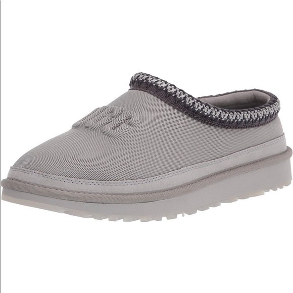 UGG Other - UGG Tasman Molded Logo